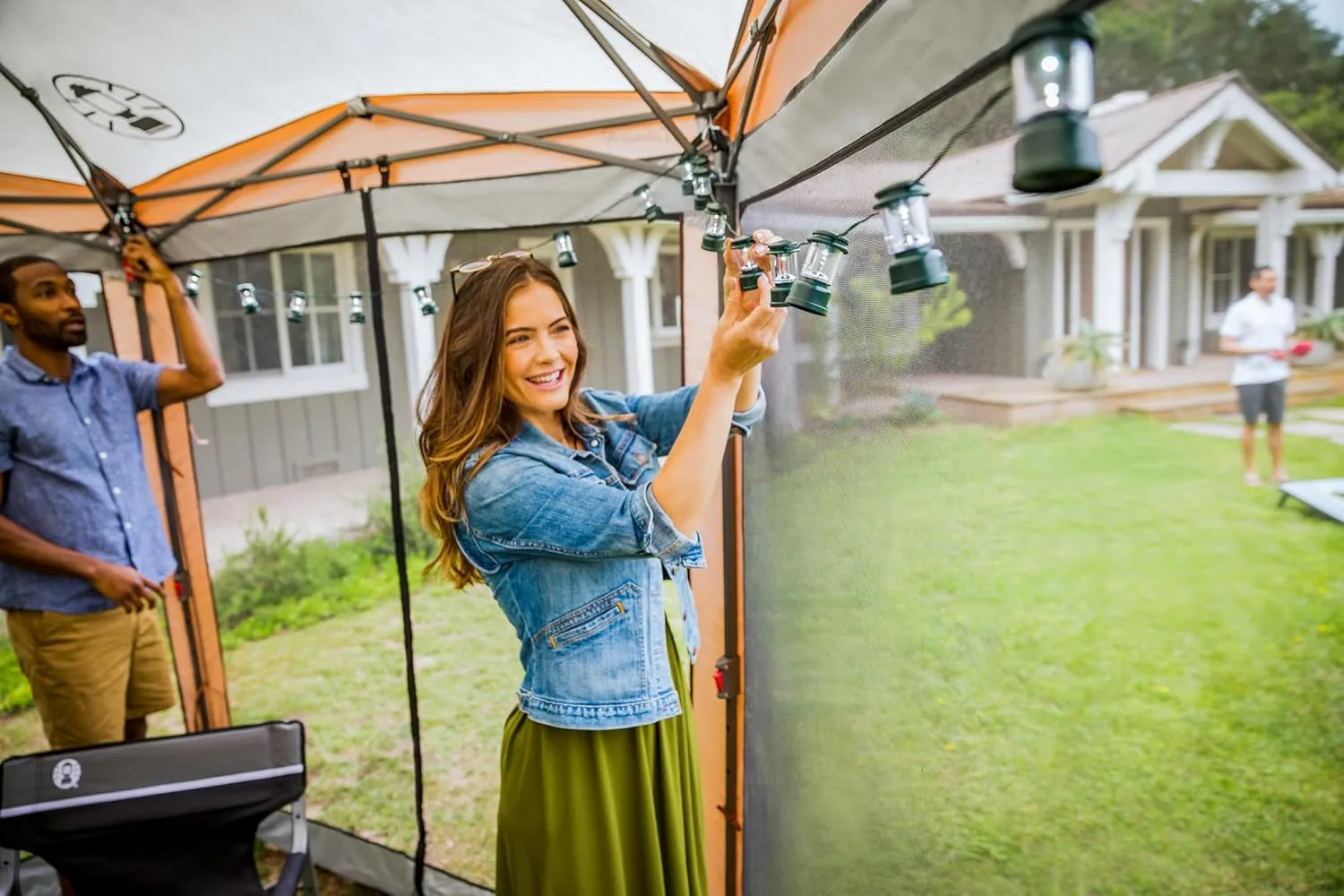 Coleman Back Home Screened Canopy Tent with Instant Setup, Outdoor Gazebo for Bug-Free Lounging, Fits Over Picnic Tables, Ideal for Parties, Events, Tailgates, Dining, & More