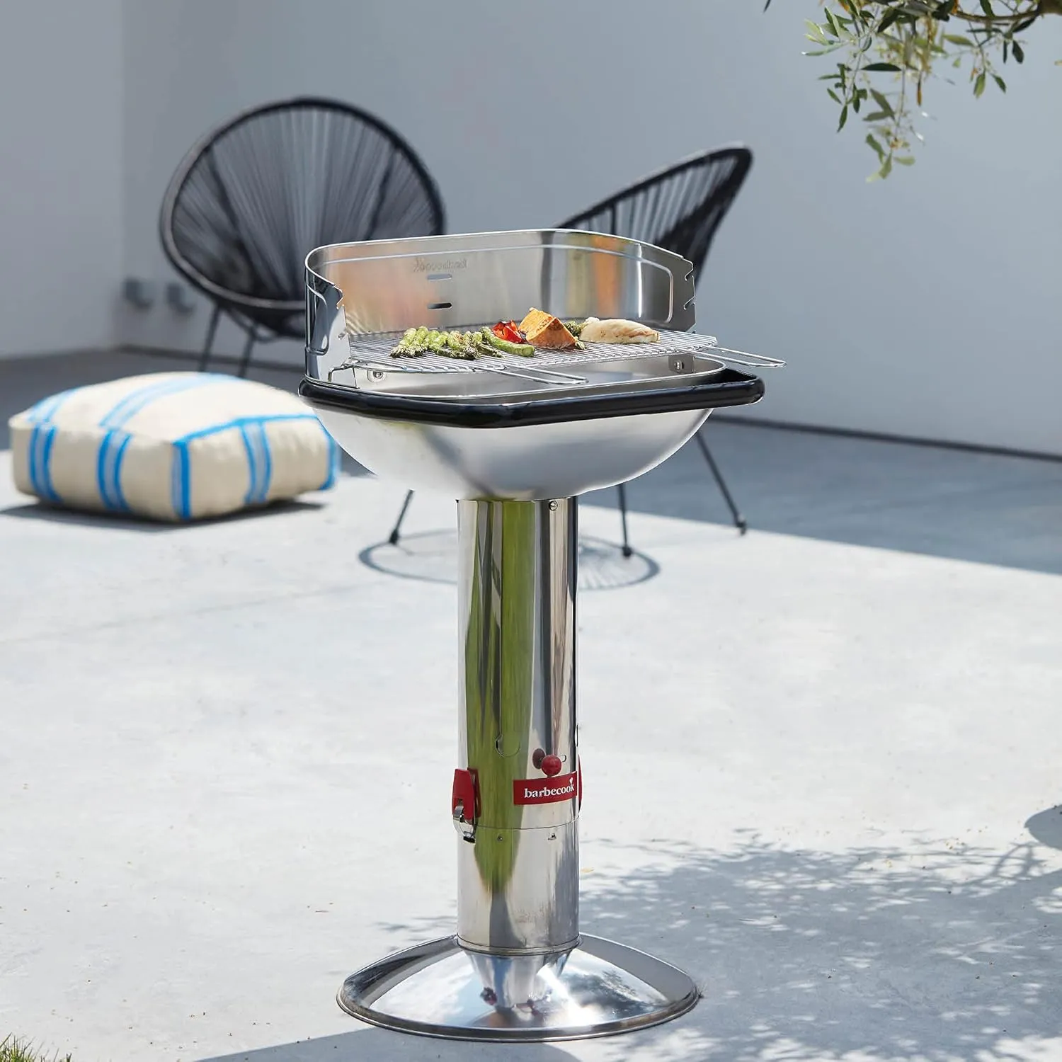 Loewe Charcoal Barbecue