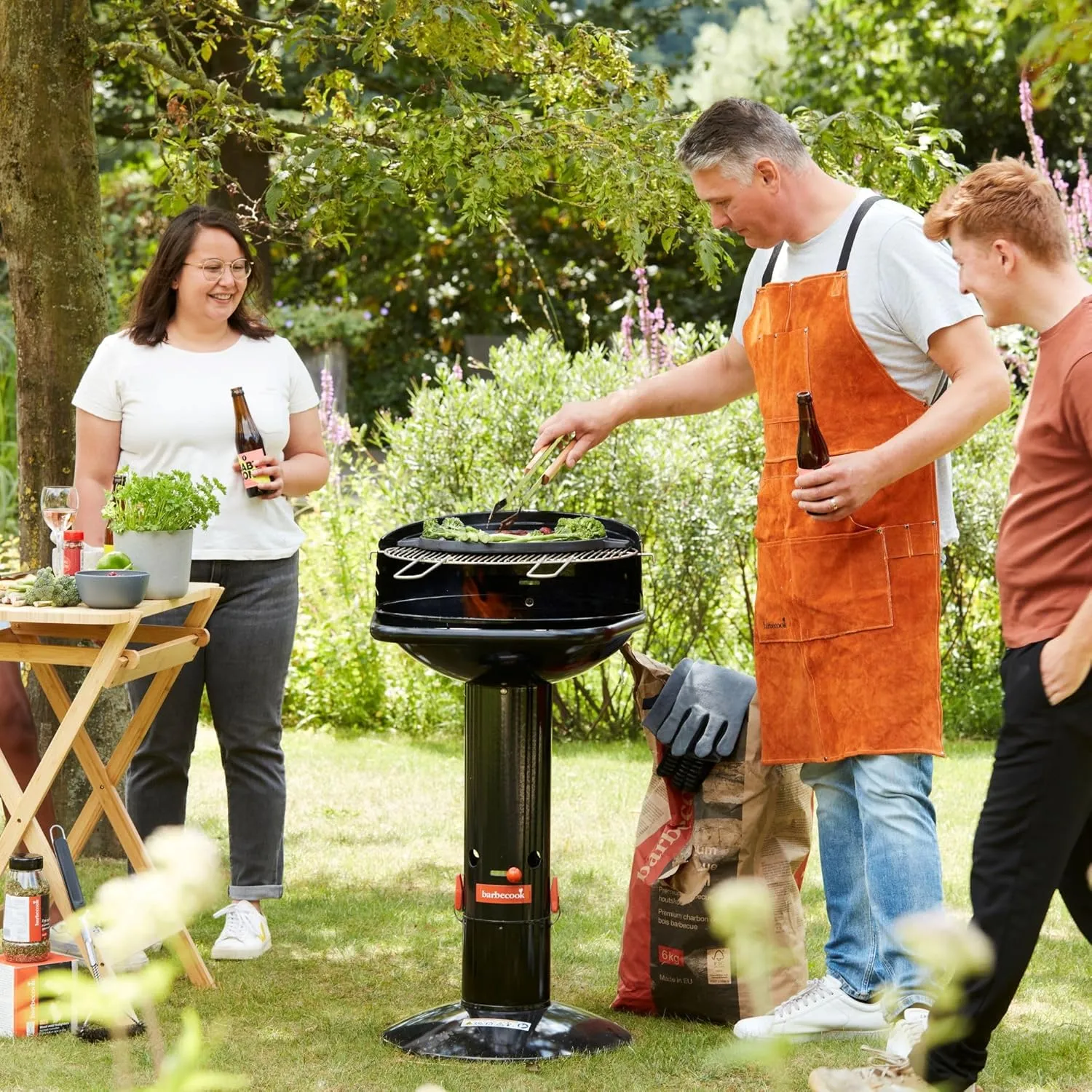 Loewy 45 Charcoal Barbecue BBQ with Wind Protection, Barbecue for 6 People, Black, 43 x 43 x 97 cm