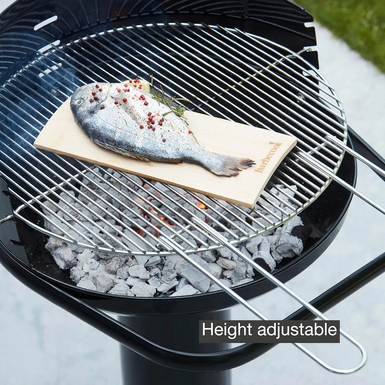 Loewy 45 Charcoal Barbecue BBQ with Wind Protection, Barbecue for 6 People, Black, 43 x 43 x 97 cm