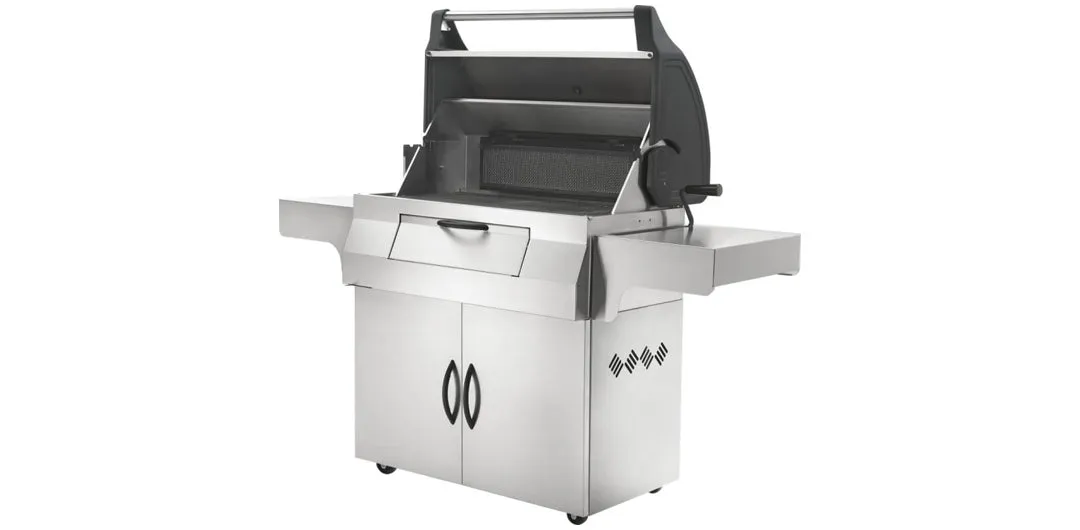 Napoleon Professional Charcoal BBQ