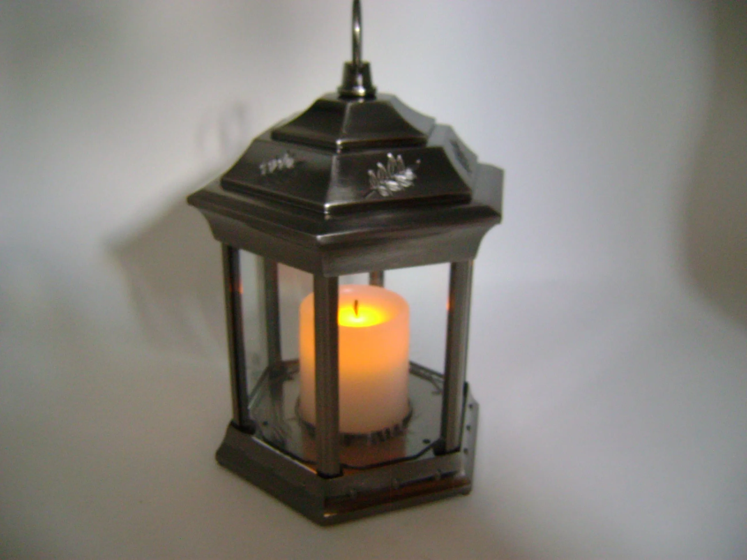 Paradise - Battery Powered Flickering Candle Lantern Pewter