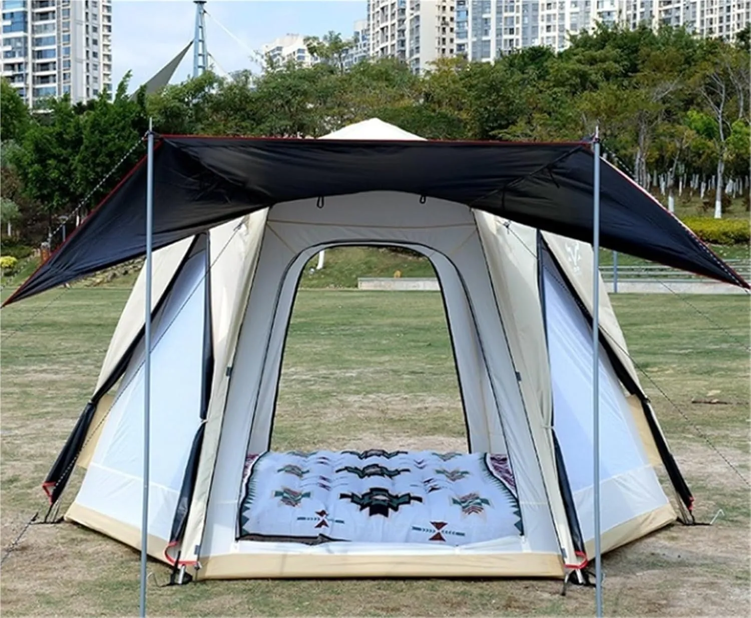 Quick-Open Outdoor Camping Tent, No Need to Build A Tent, Double-Layer Thickened Rainproof Sunshade, Black Plastic Tent Without Mat
