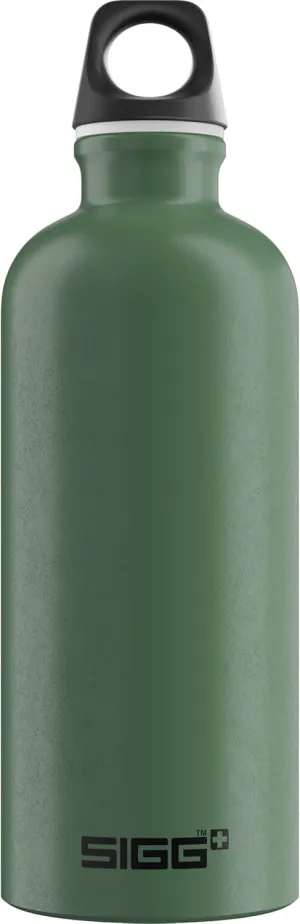 SIGG - Recycled Metal Water Bottle - Traveller - Made in Switzerland - Carbonated Drinks - BPA-Free - 20 Oz