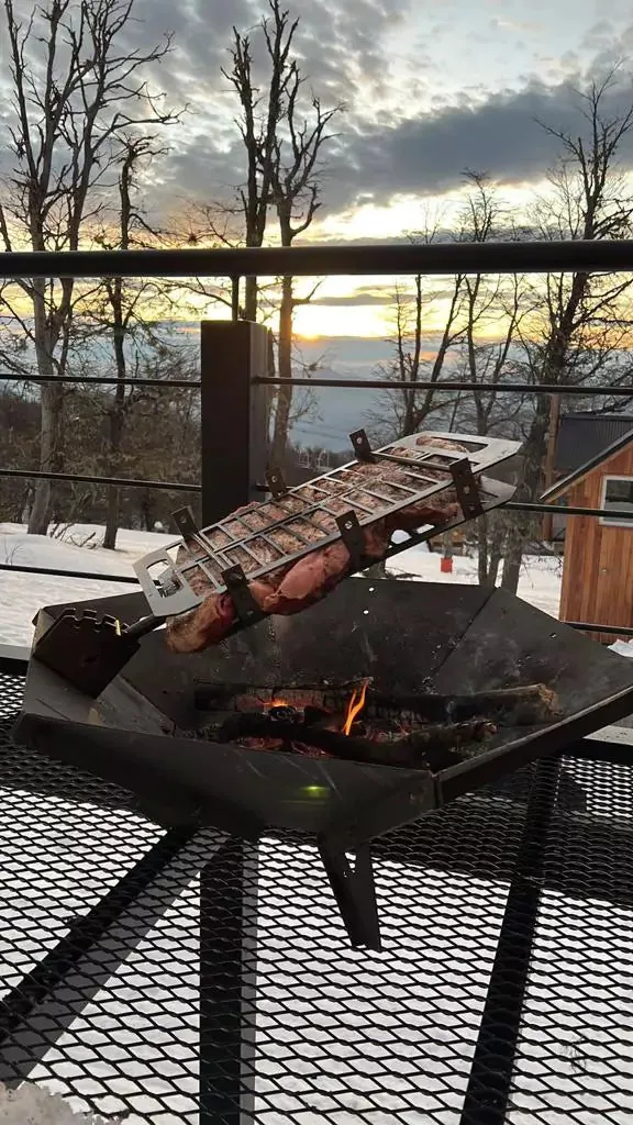 Tromen Portable Fire Pit Fogon Novecento - Unleash Your Outdoor Culinary Adventures!