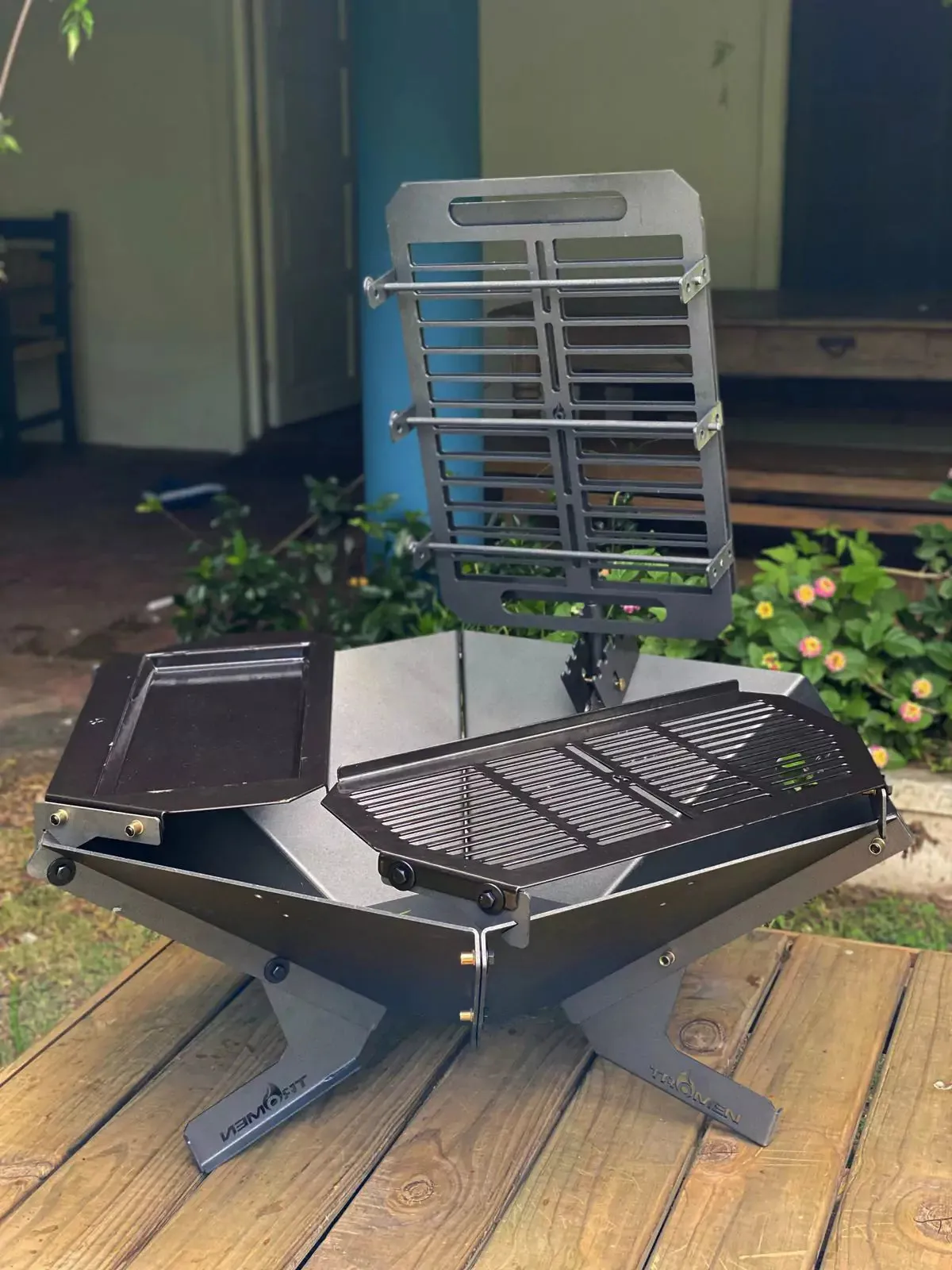 Tromen Portable Fire Pit Fogon Novecento - Unleash Your Outdoor Culinary Adventures!