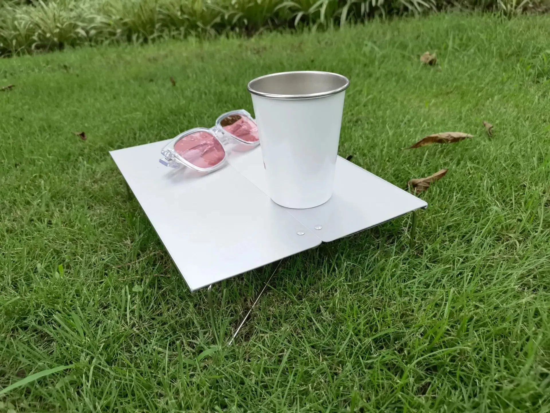 Ultralight Mini Outdoor Table Foldable Aluminum Alloy Camping Table for Travel Picnic Barbecue Lightweight Camping Furniture